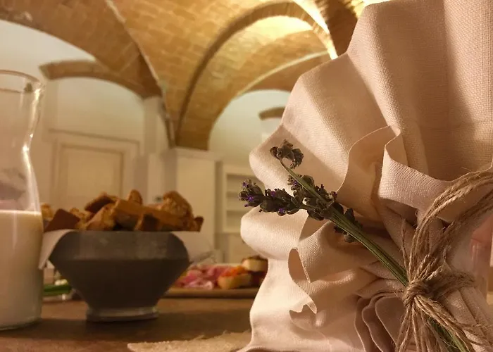 Podere Casa Bianca Bed & Breakfast