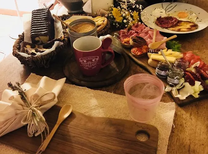 Podere Casa Bianca Bed & Breakfast Santa Luce